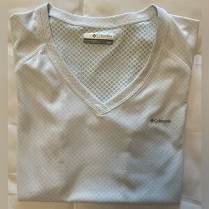Columbia T-Shirt -Size M -White -OmniFreeze
